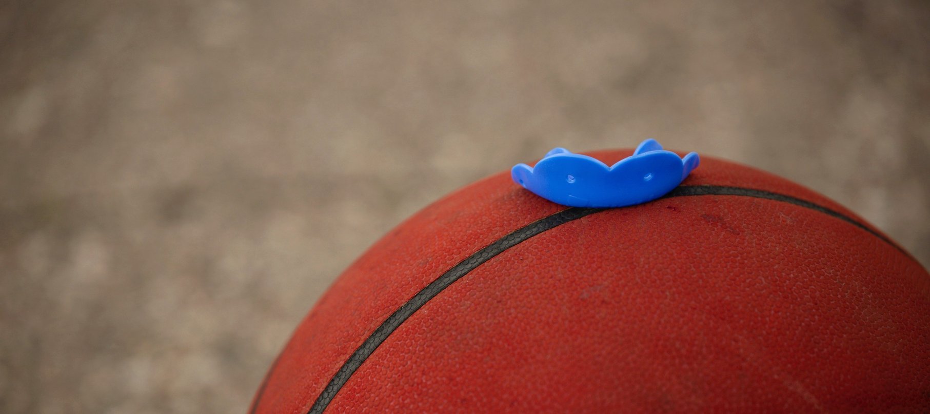 How to Choose a Basketball Mouthguard Types of Mouthguards